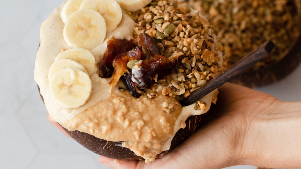 Salted Caramel Smoothie Bowl