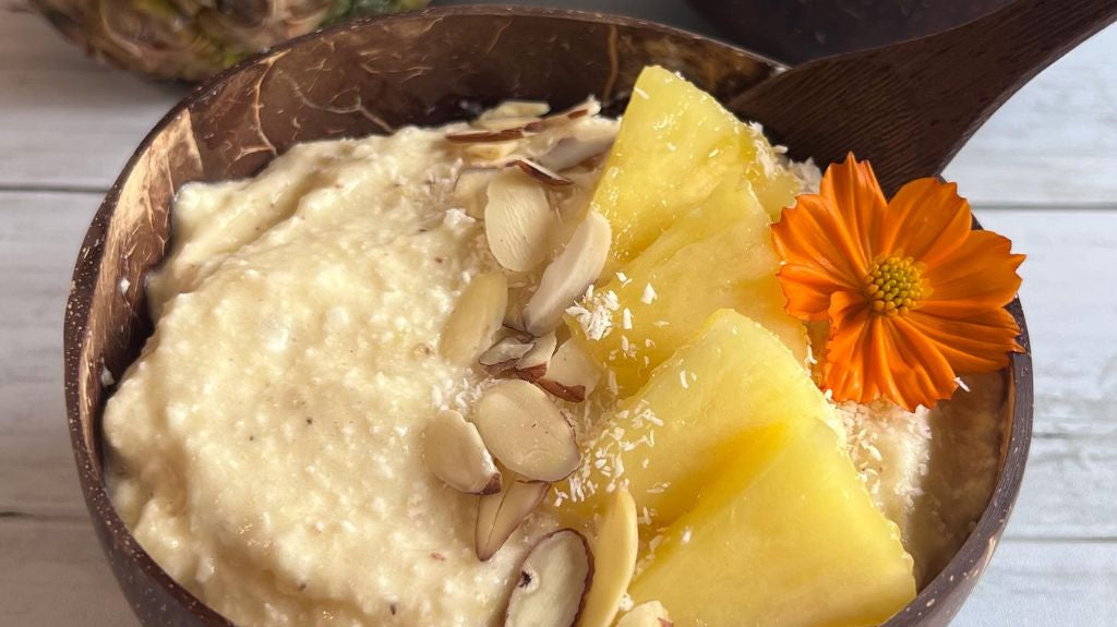 Piña Collada Smoothie Bowl