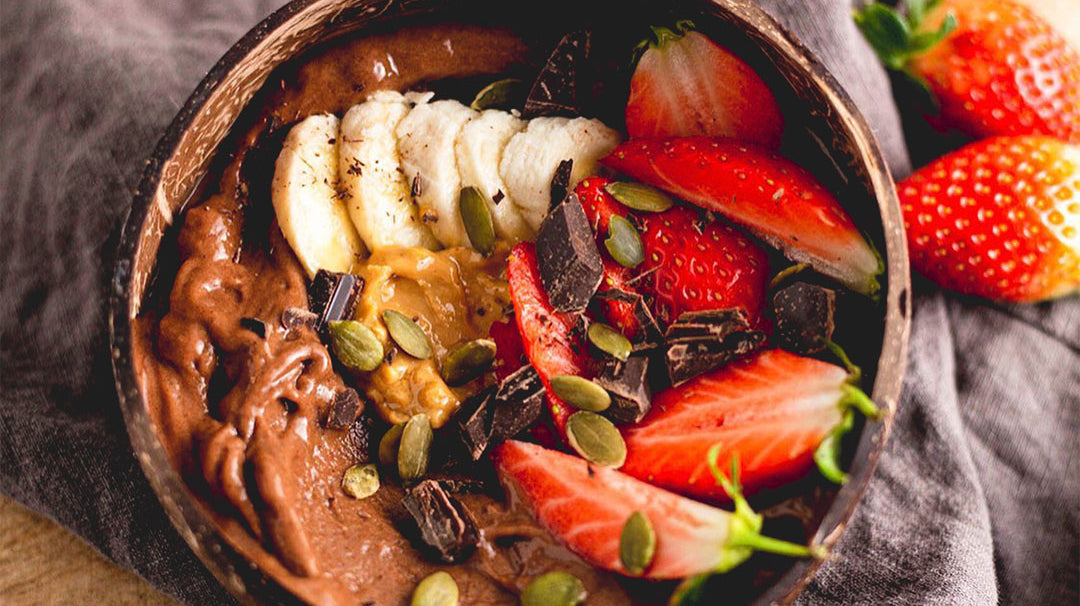 Chocolate Peanut Butter Smoothie Bowl
