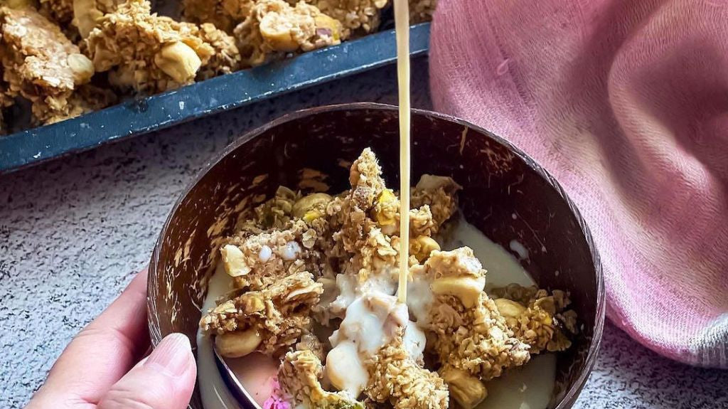 Vegan Peanut Butter Banana Granola