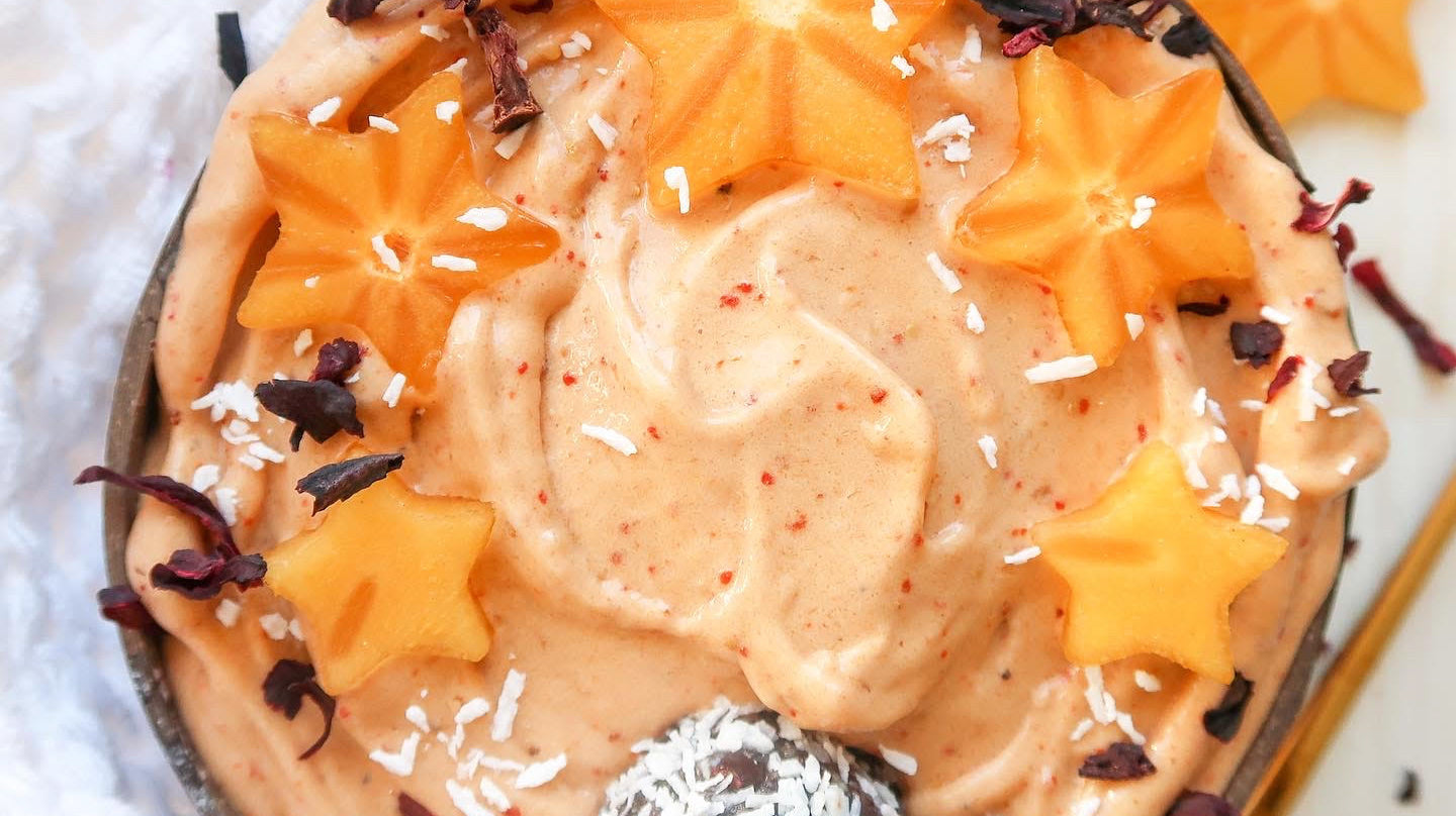 Goji Berry Smoothie Bowl