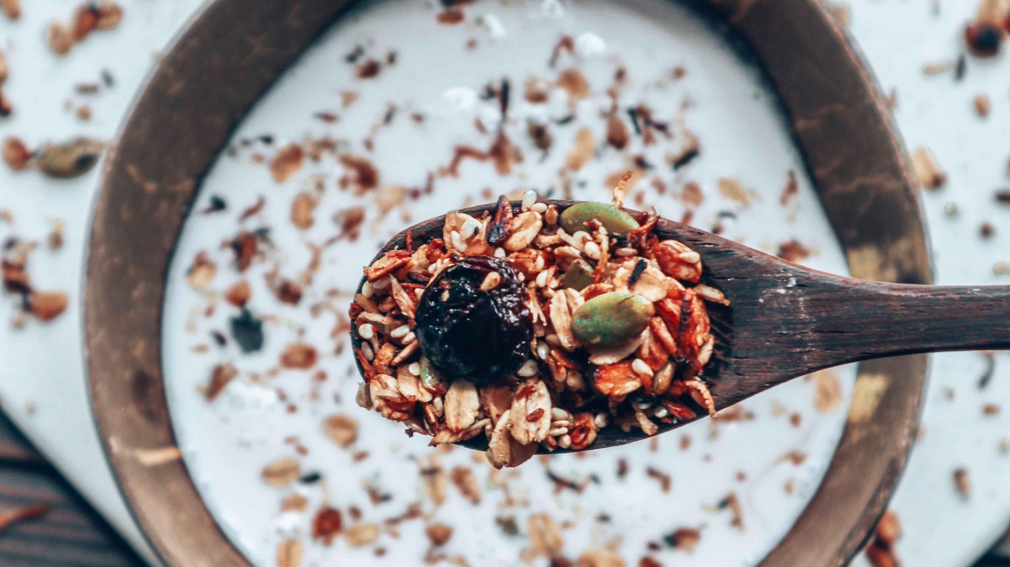 Oven-free Granola with Poppy Seed Milk