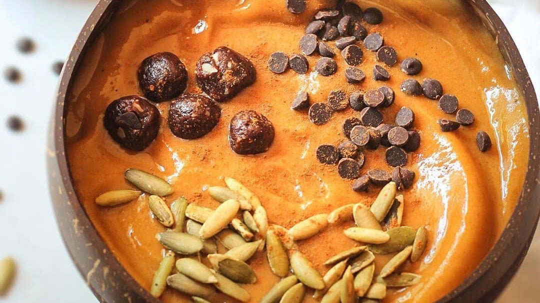 Easy Pumpkin Smoothie Bowl