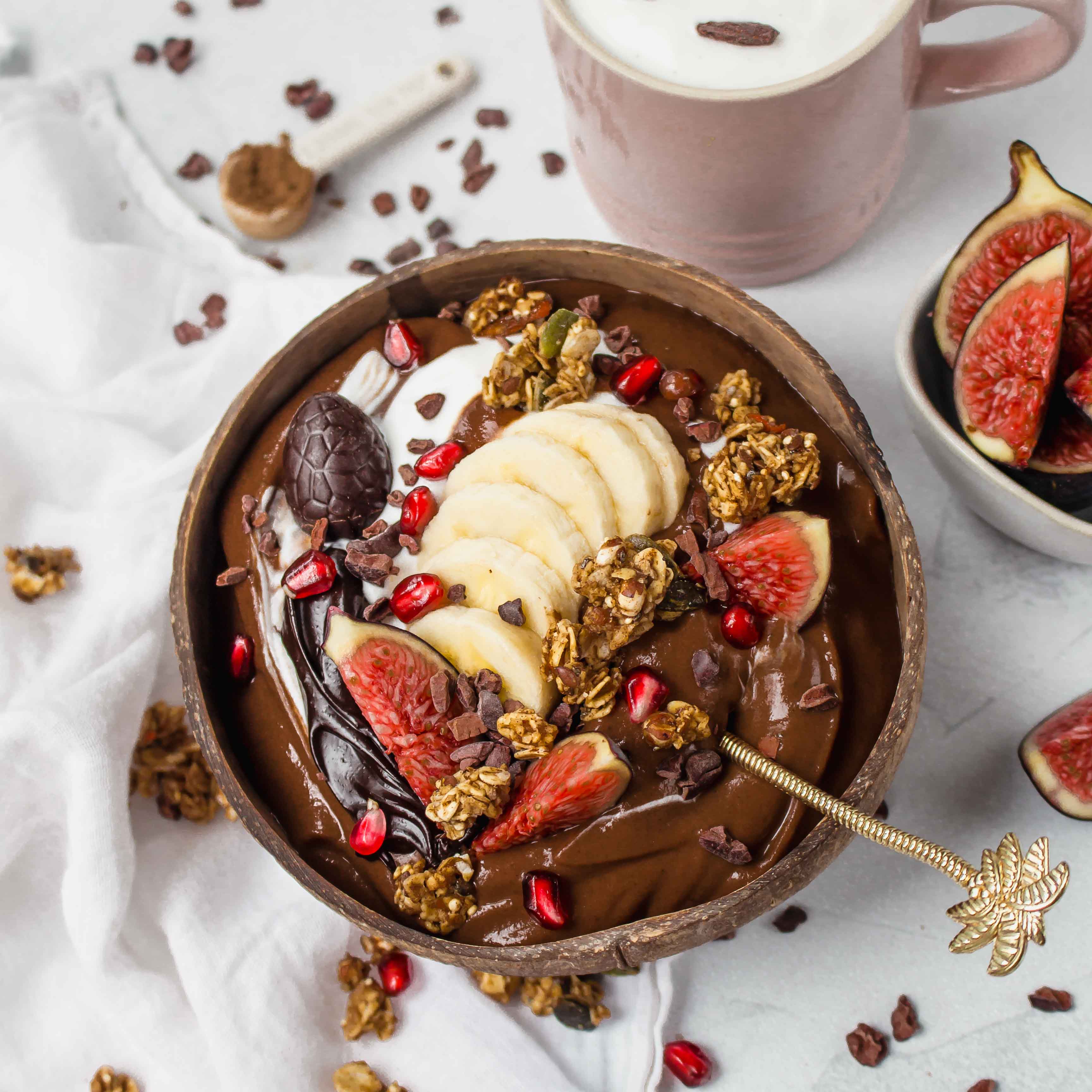 Cacao & Reishi Chocolate Smoothie Bowl