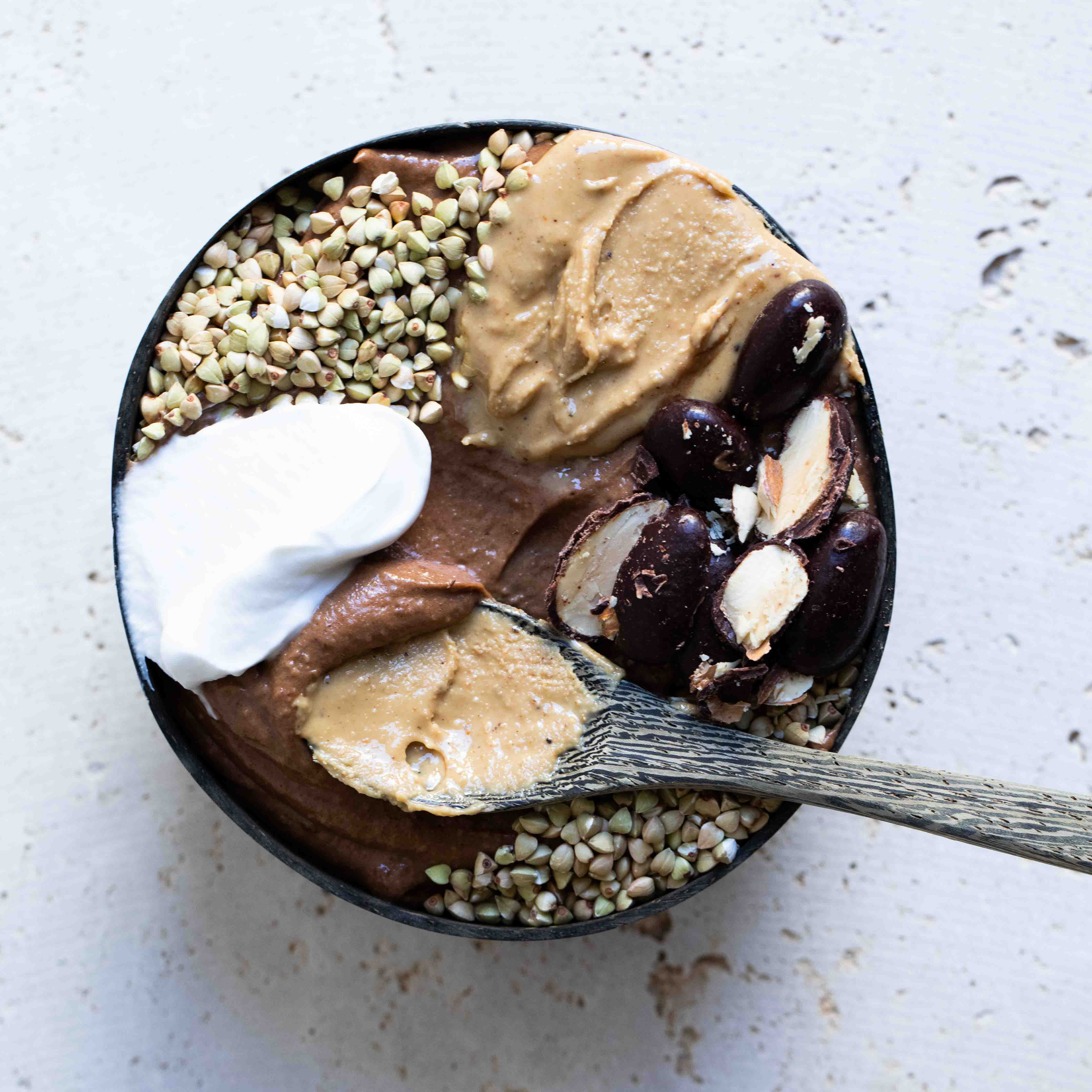 Chocolate Cheesecake Smoothie Bowl