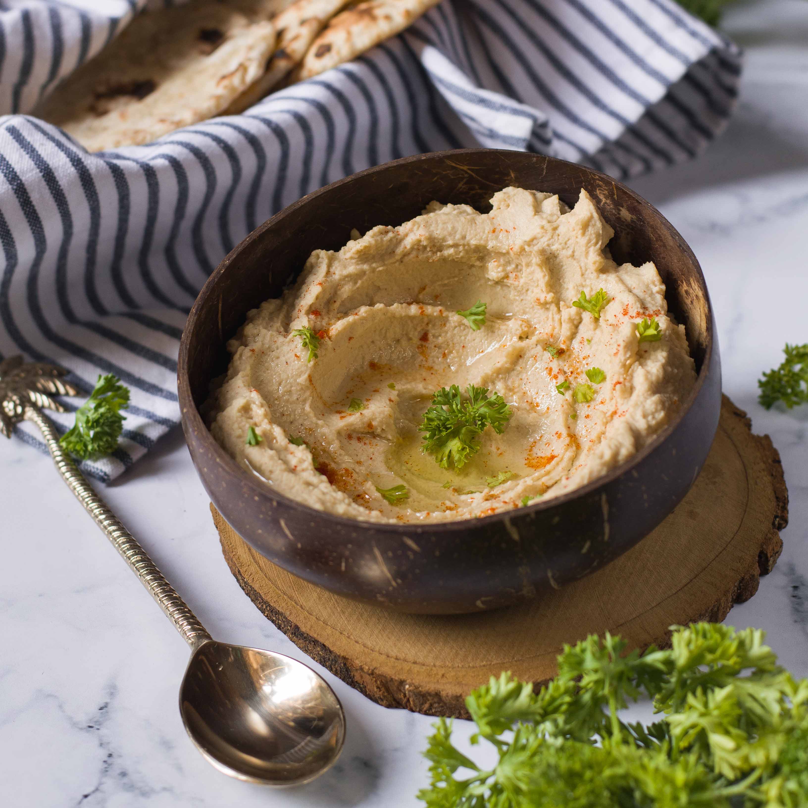 The Best Homemade Hummus