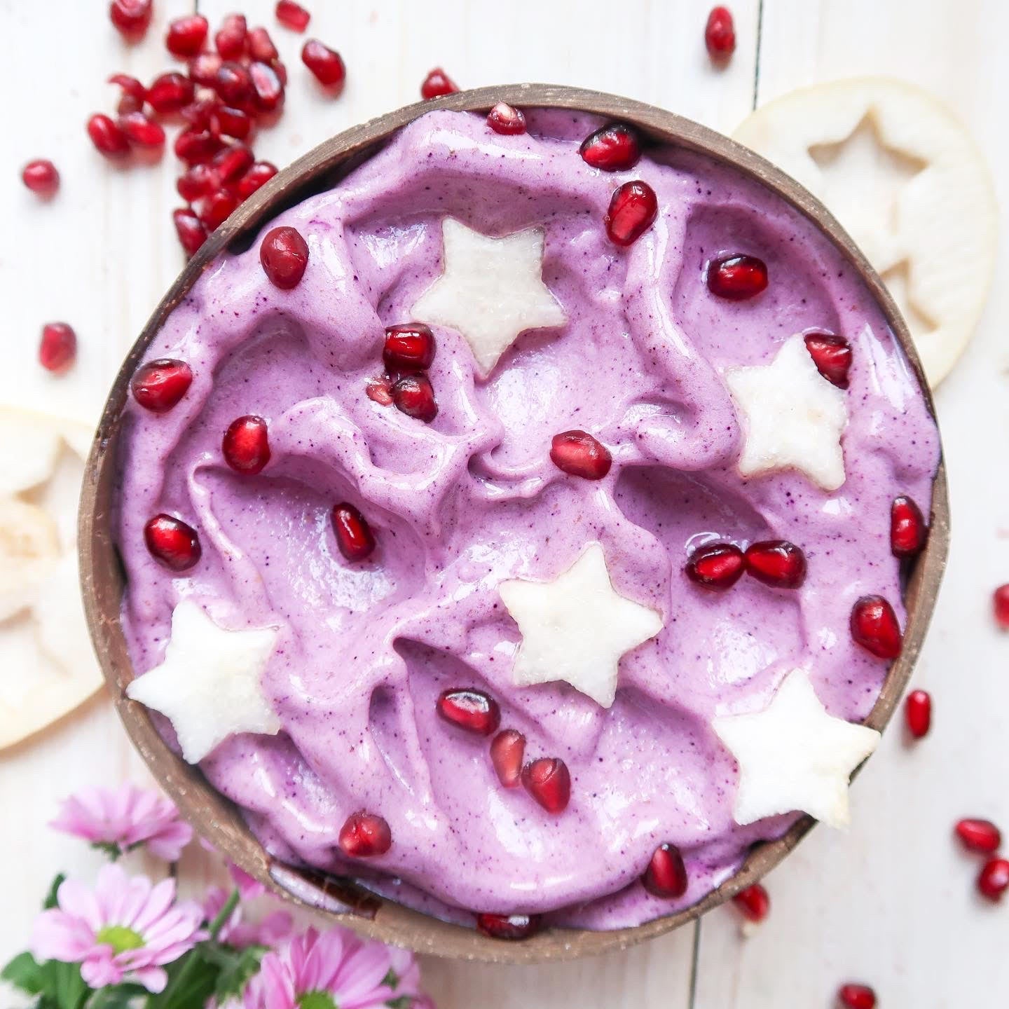 Purple Pear Superfood Smoothie Bowl